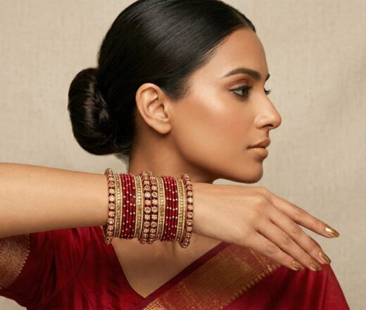 jogo de pulseiras indianas de luxo vermelhas e douradas Conjunto de pulseiras indianas 24 peças douradas e vermelhas Ishani