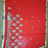 Sari indiano crepe de seda vermelho com bordados dourados e detalhes coloridos