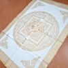 Panô indiano Coleção Gold White estampa mandala de OM Yantra 100cm