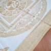 Panô indiano Coleção Gold White estampa mandala de OM Yantra 100cm