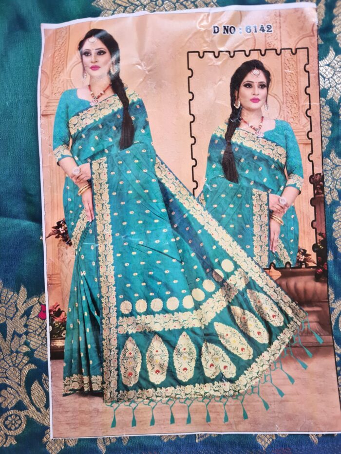Saree de seda Banarasi, verde esmeralda, com dourado e detalhes rosa, com paisley, para festas indianas luxuosas