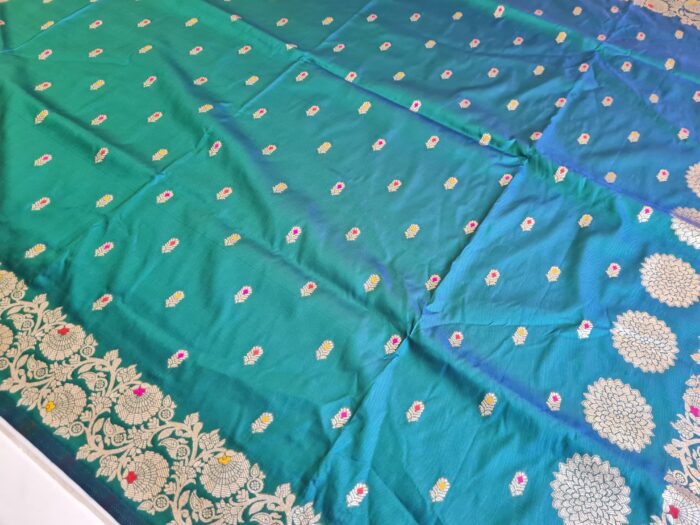 Saree Banarasi Art Silk de seda verde modelo Gold Panna Rani