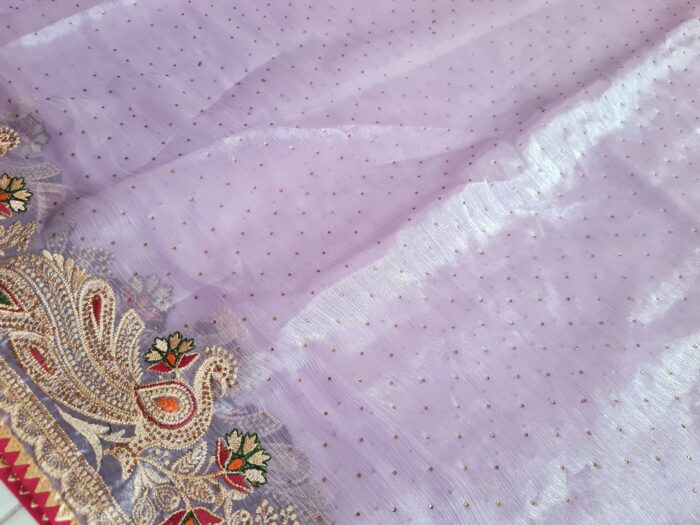 Saree luxuoso de Organza de seda lilás modelo Lavanya Mayuri