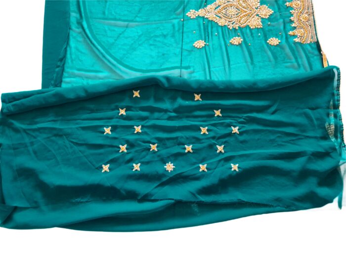 Saree luxuoso de crepe de seda verde modelo Harita Aishwarya