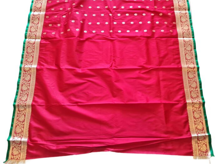 Saree Banarasi Art Silk de seda modelo Gold Nandini vermelho e verde