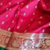 Saree Banarasi Art Silk de seda modelo Gold Nandini vermelho e verde