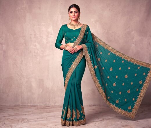 saree verde esmeralda bordados intensos luxuoso Saree luxuoso de festa verde com dourados, bordados intensos (modelo Harita Aishwarya)